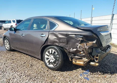 2013 Nissan Altima 2.5 S z USA, uszkodzony, nr VIN 1N4AL3AP5DC120525